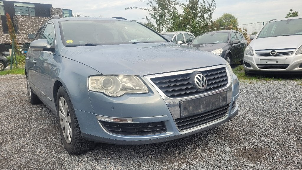 vw passat 1.6tdi 2009 AIRCO PDC TREKHAAK NAVIGATIE, Auto's, Voorwielaandrijving, Euro 5, Stof, 4 cilinders