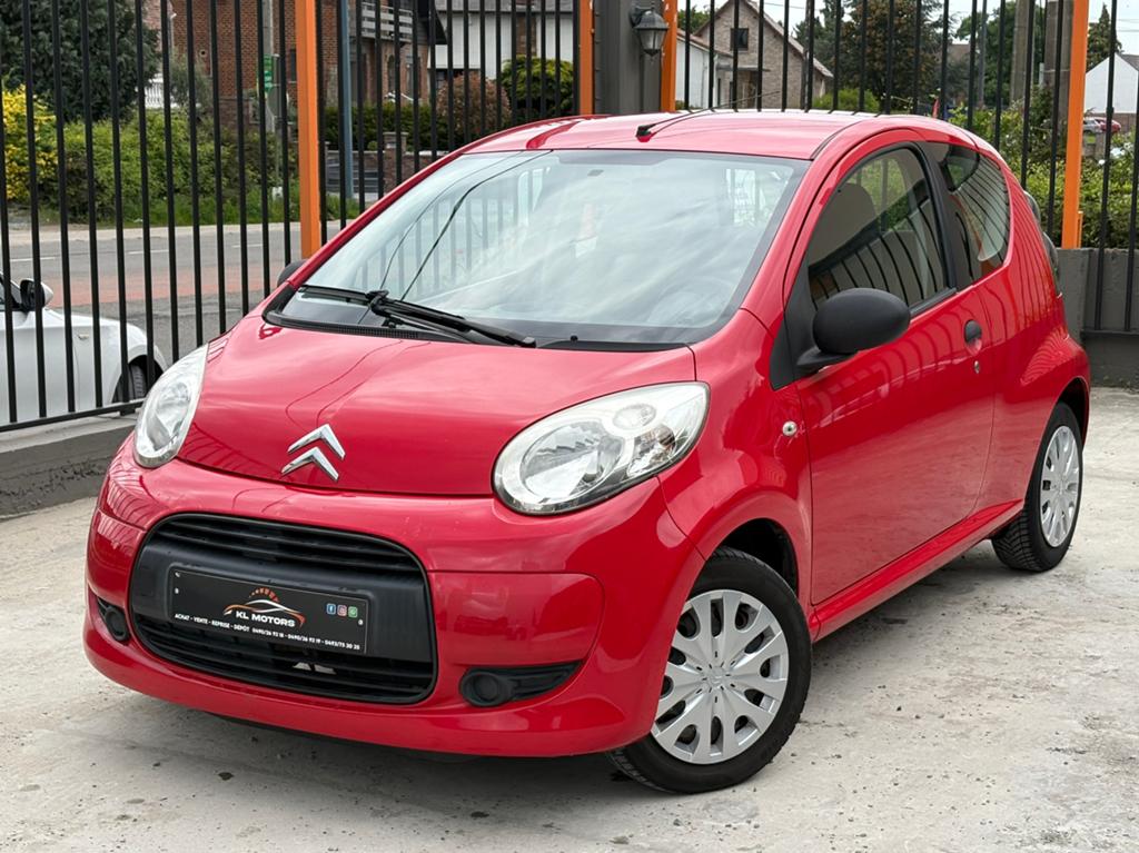 CITROËN C1 1.0i ESSENCE 82 000KM CARPASS 2011 EURO 5, Auto's, Voorwielaandrijving, Euro 5, Stof, Zwart