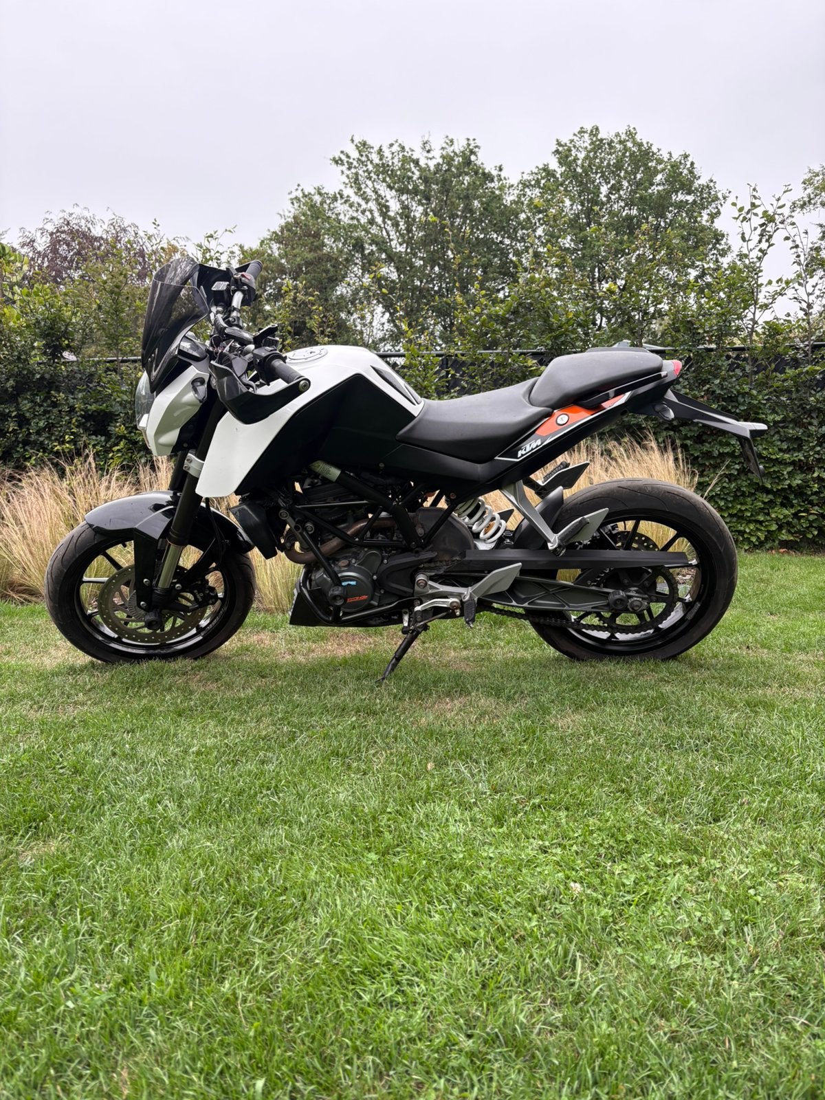 Ktm duke 125cc super nette staat koopje!!!, Motoren, Occasion, 125 cc, 11 kW of minder, Handgeschakeld