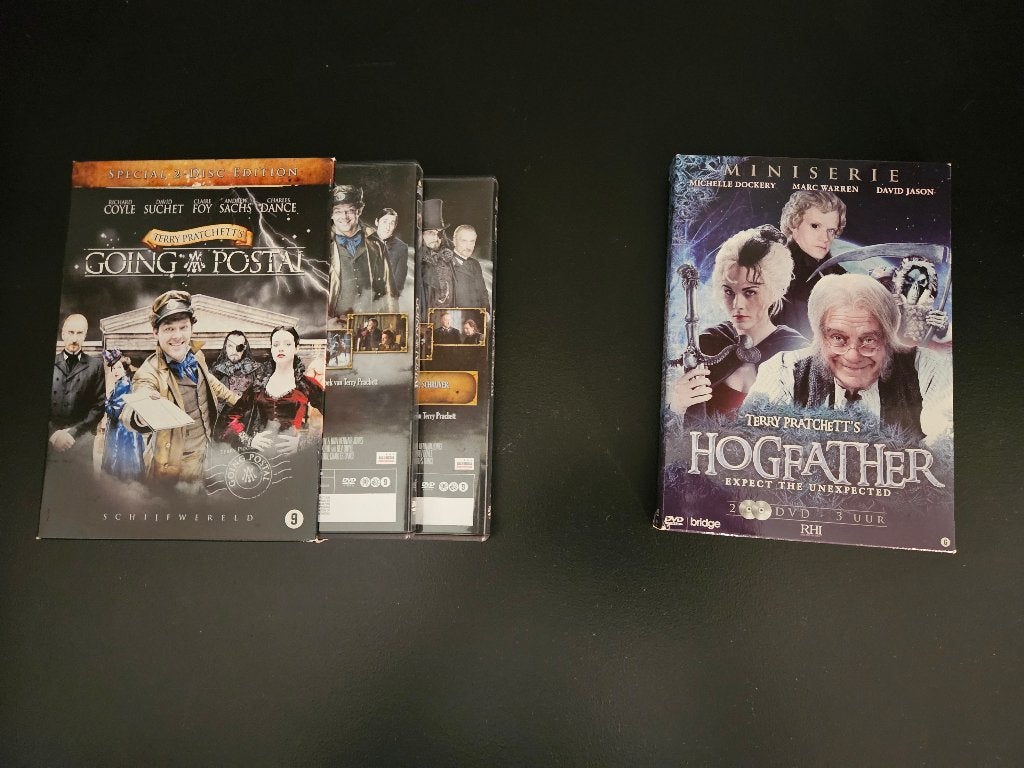 Assortiment DVDs - Terry Pratchett, Vanaf 9 jaar, Ophalen, Gebruikt, Fantasy