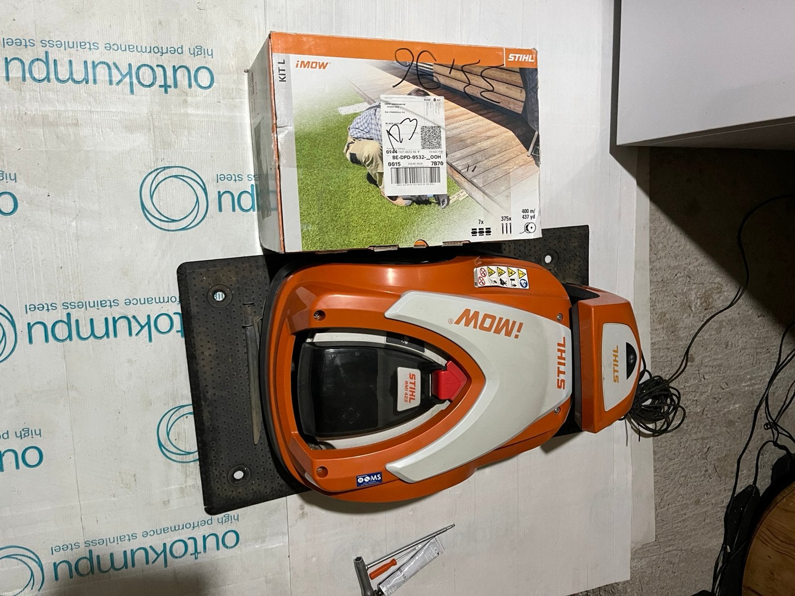 Stihl, Enlèvement, Comme neuf
