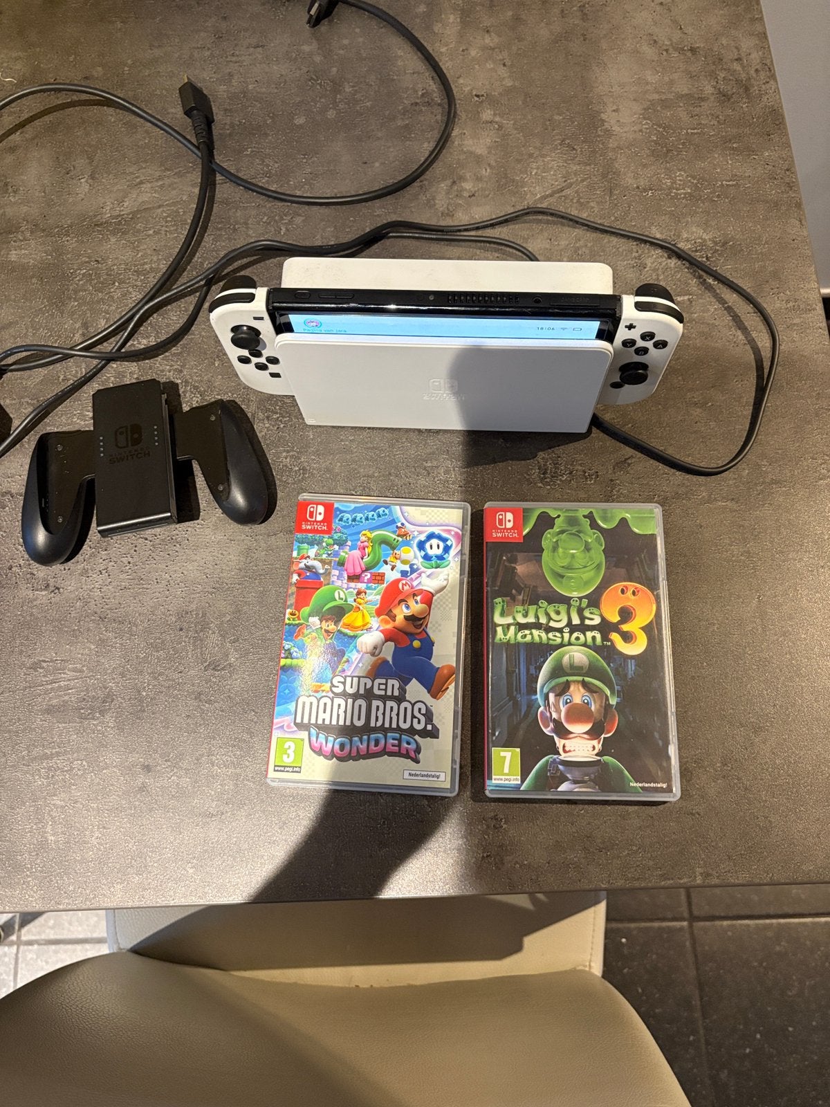 Nintendo switch OLED wit, Games en Spelcomputers, Ophalen, Met games, Overige modellen, Wit