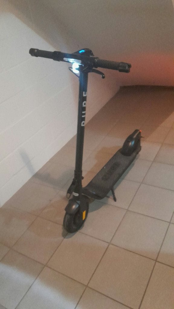 Pure Air 3, Fietsen en Brommers, Ophalen, Gebruikt, Elektrische step (E-scooter), Pure