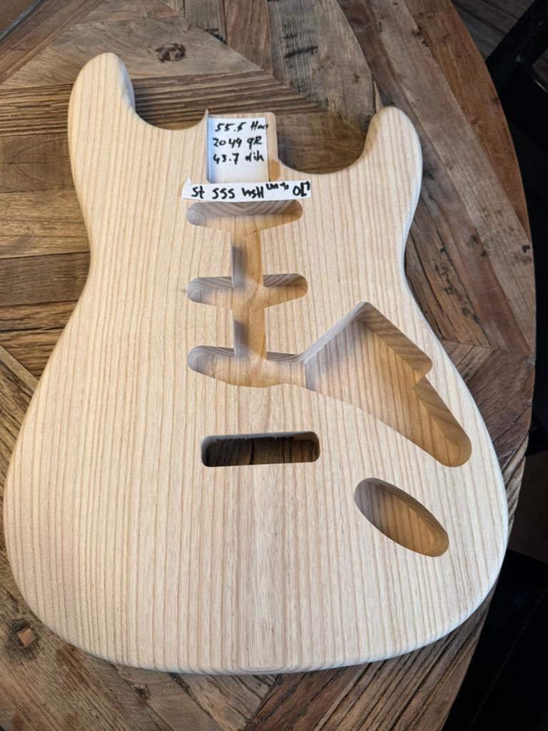 Stratocaster Ash body” unfinished new “ OL1, Verzenden, Nieuw