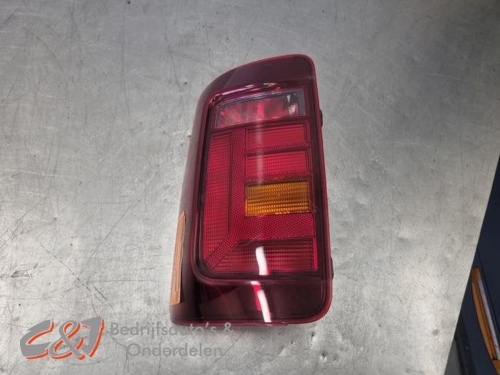 Achterlicht links van een Volkswagen Caddy, Gebruikt, -, Volkswagen, -