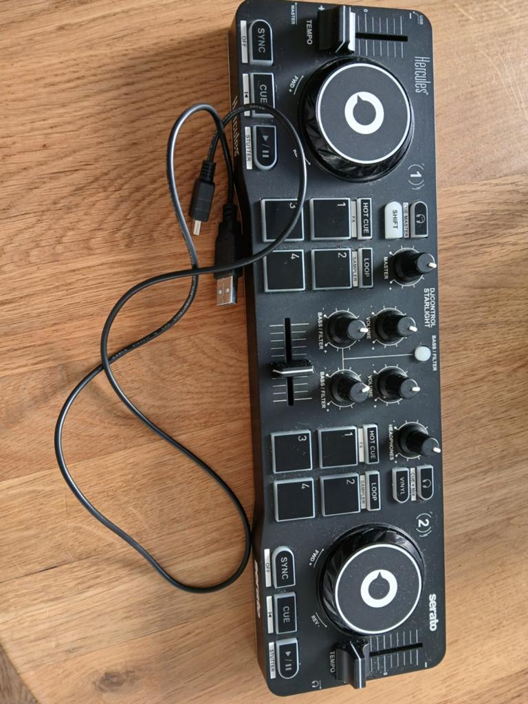 Serato Hercules kleine DJ-set, Muziek en Instrumenten, Dj-sets en Draaitafels, Ophalen, Dj-set