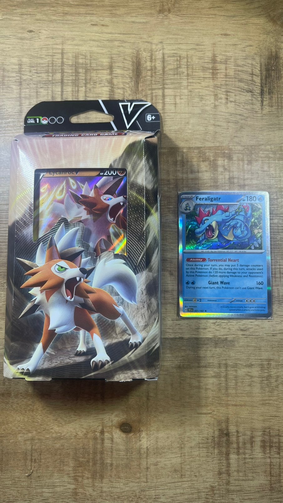 Deck de combat Pokémon Lycanroc V et pack surprise, Hobby & Loisirs créatifs, Jeux de cartes à collectionner | Pokémon, Neuf, Envoi