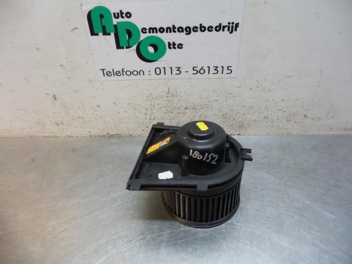Moteur de ventilation chauffage d'un Ford KA (KA 96-), Autos : Pièces & Accessoires, -, 3 mois de garantie, -, -