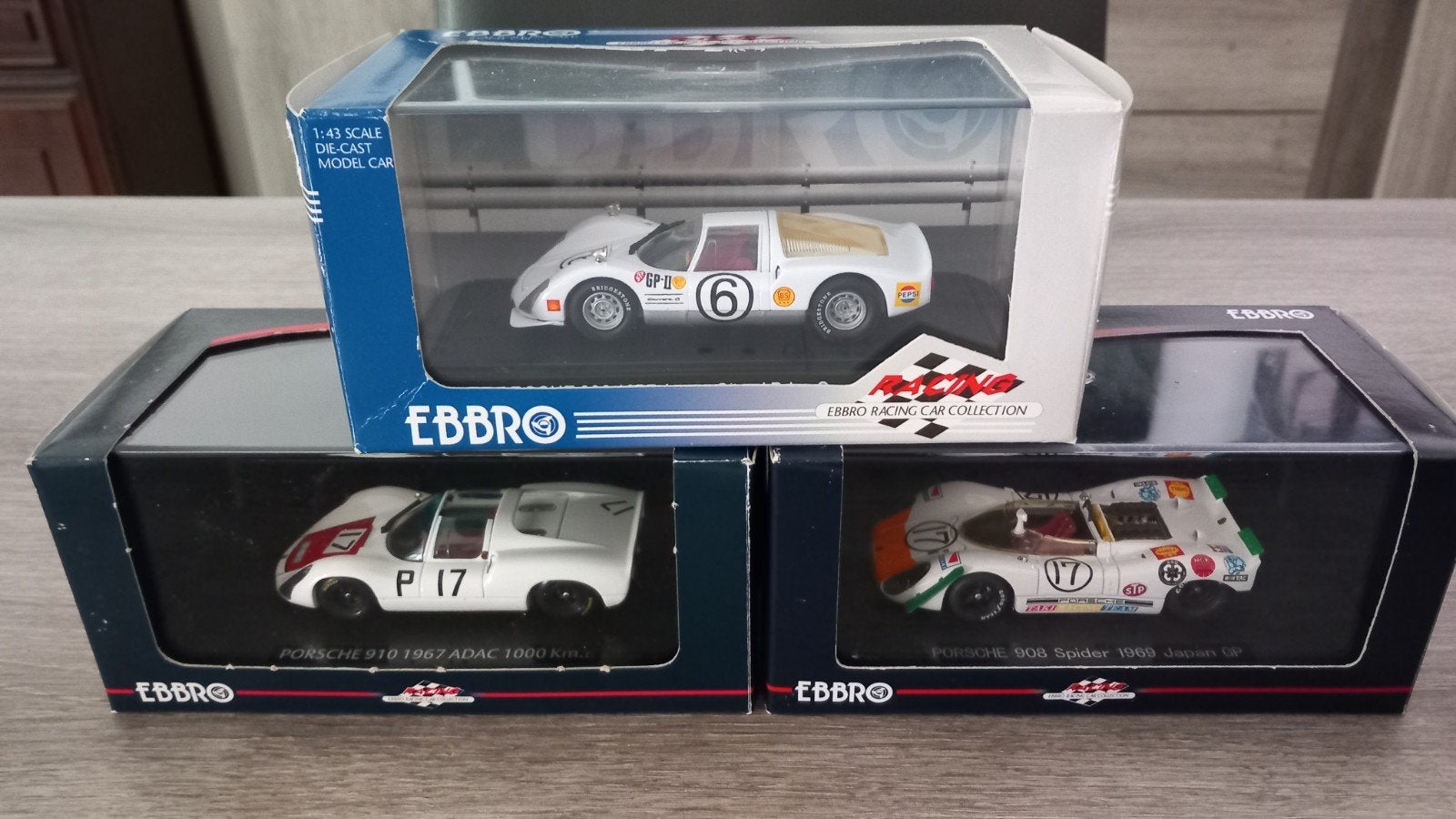 Ebbro 3x Porsche Racewagen ( 906,908,910 ) Mint in box, Enlèvement, Comme neuf, Voiture