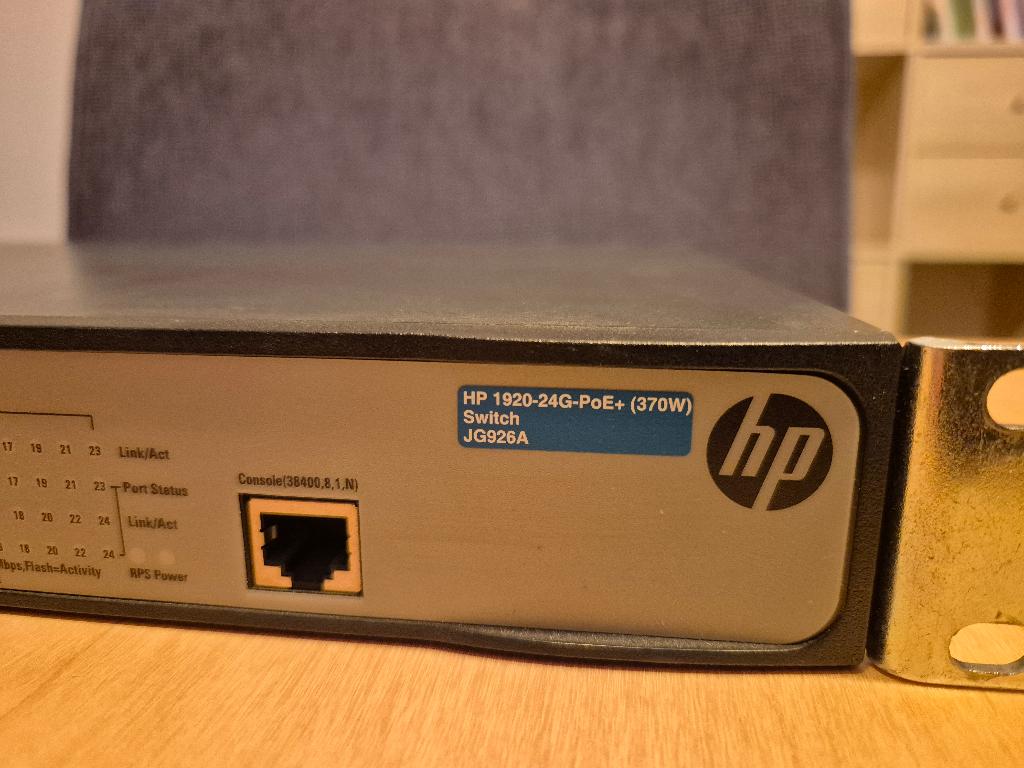 HP 1920-24G-PoE+ (370W) switch JG926A, Enlèvement ou Envoi, Comme neuf