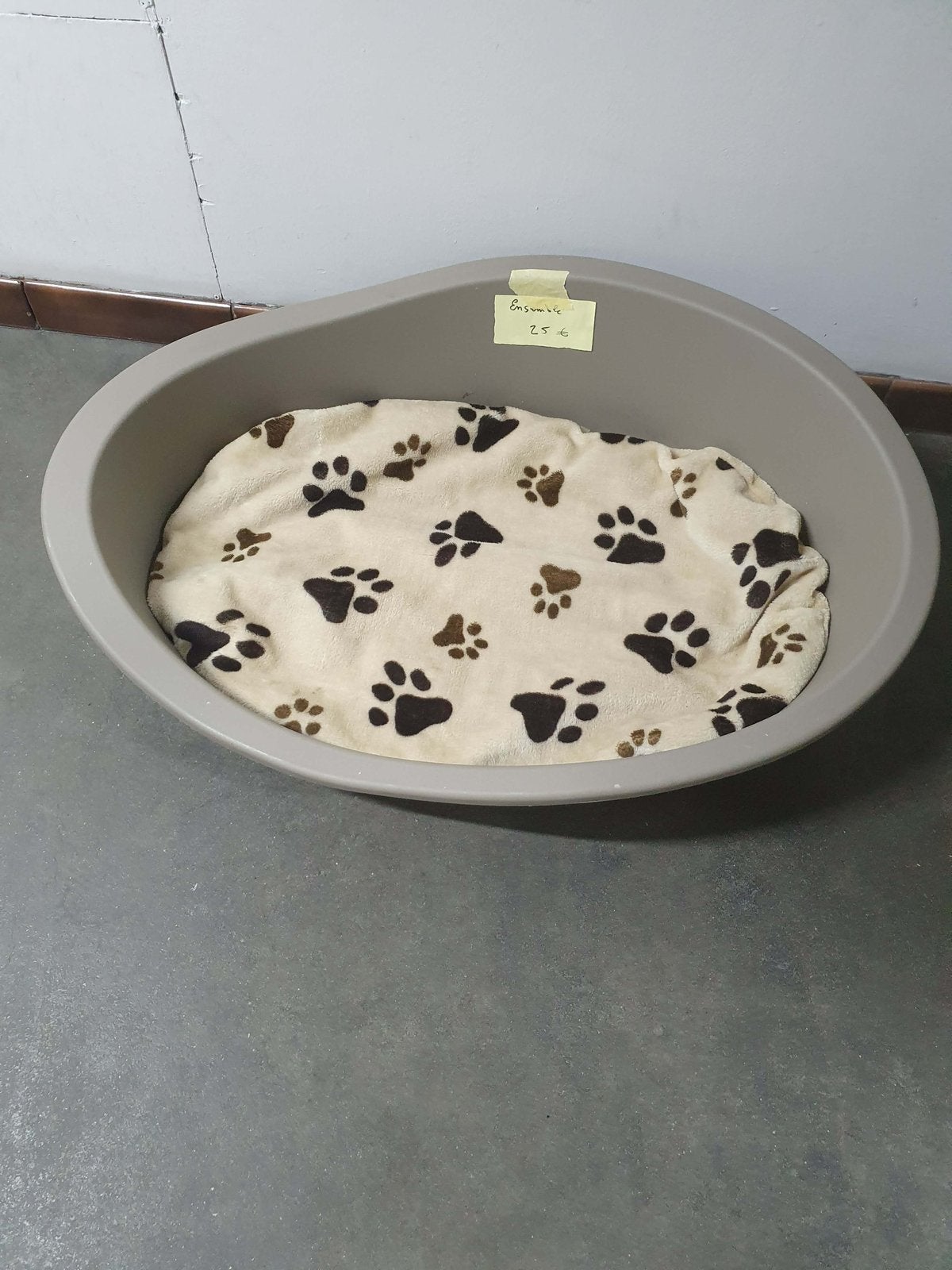 Hondenbed met kussen, Dieren en Toebehoren, Hondenmanden, Ophalen, Nieuw