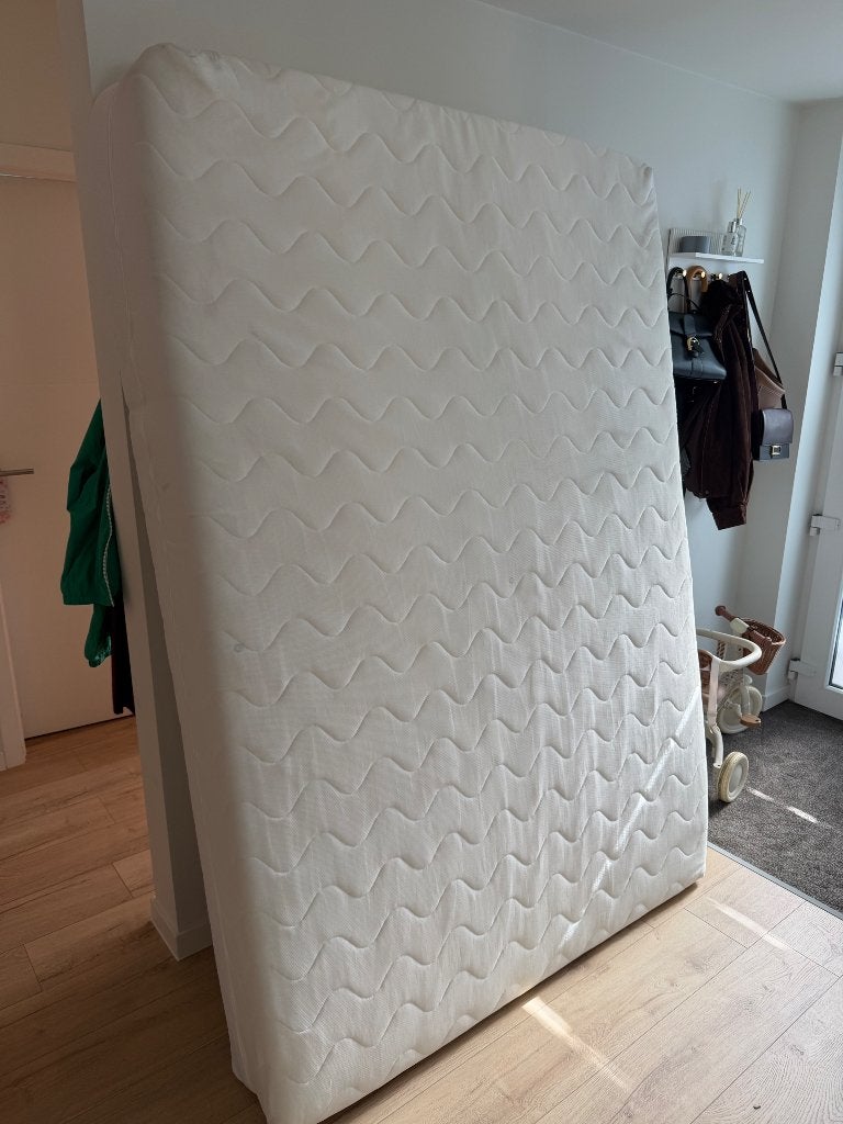 Matras 1m40 nooit gebruikt, Neuf, Matelas, 140 cm, Enlèvement