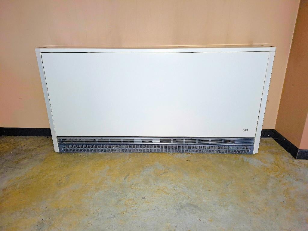 Accumulatiekachels 2x AEG WSP 6010 en 1x AEG WSP 5010, Doe-het-zelf en Bouw, Ophalen, Gebruikt, Kachel
