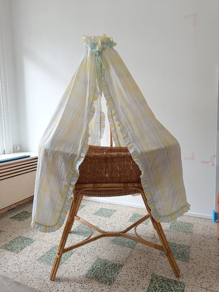 Vintage rotan wieg, Kinderen en Baby's, Ophalen, Gebruikt, Wieg