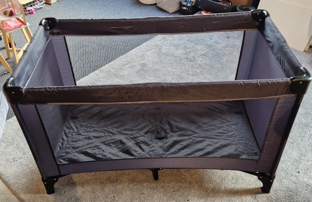 Reisbedje baby Childhome, Kinderen en Baby's, Ophalen, Gebruikt, Reisbedje