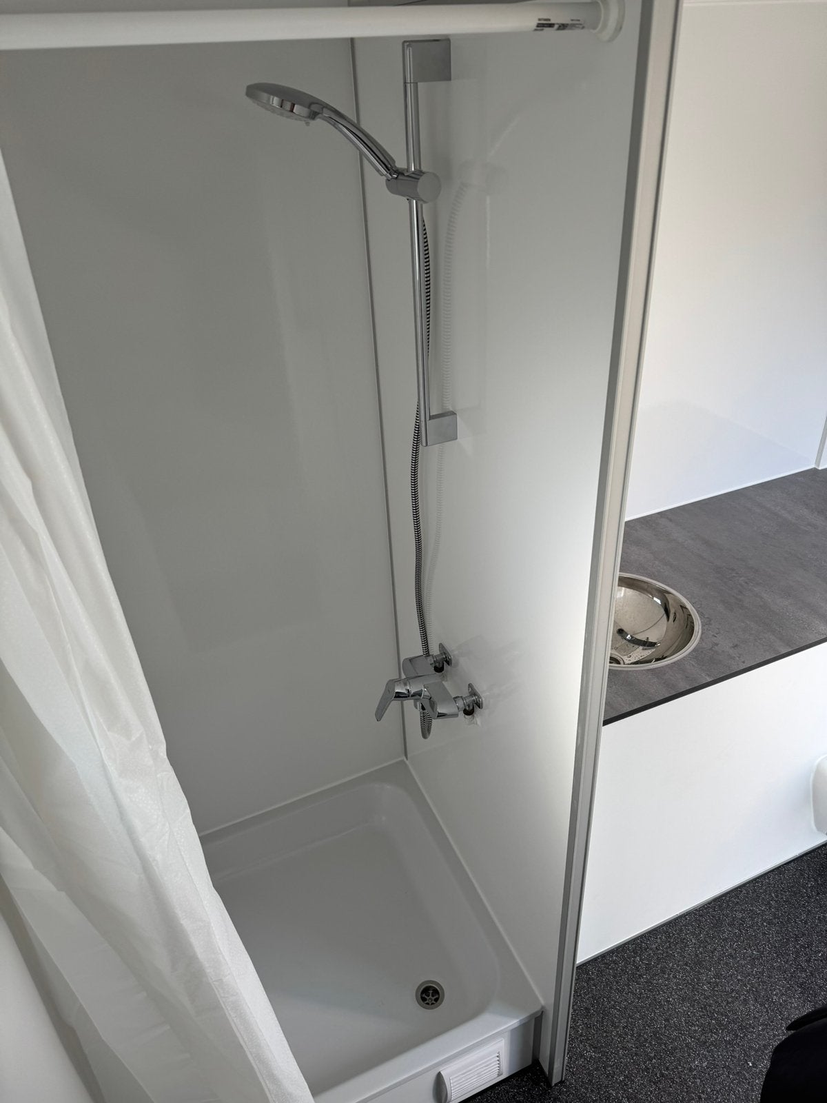 Mobiele badkamer TE HUUR, Hobby en Vrije tijd, Ophalen of Verzenden, Nieuw