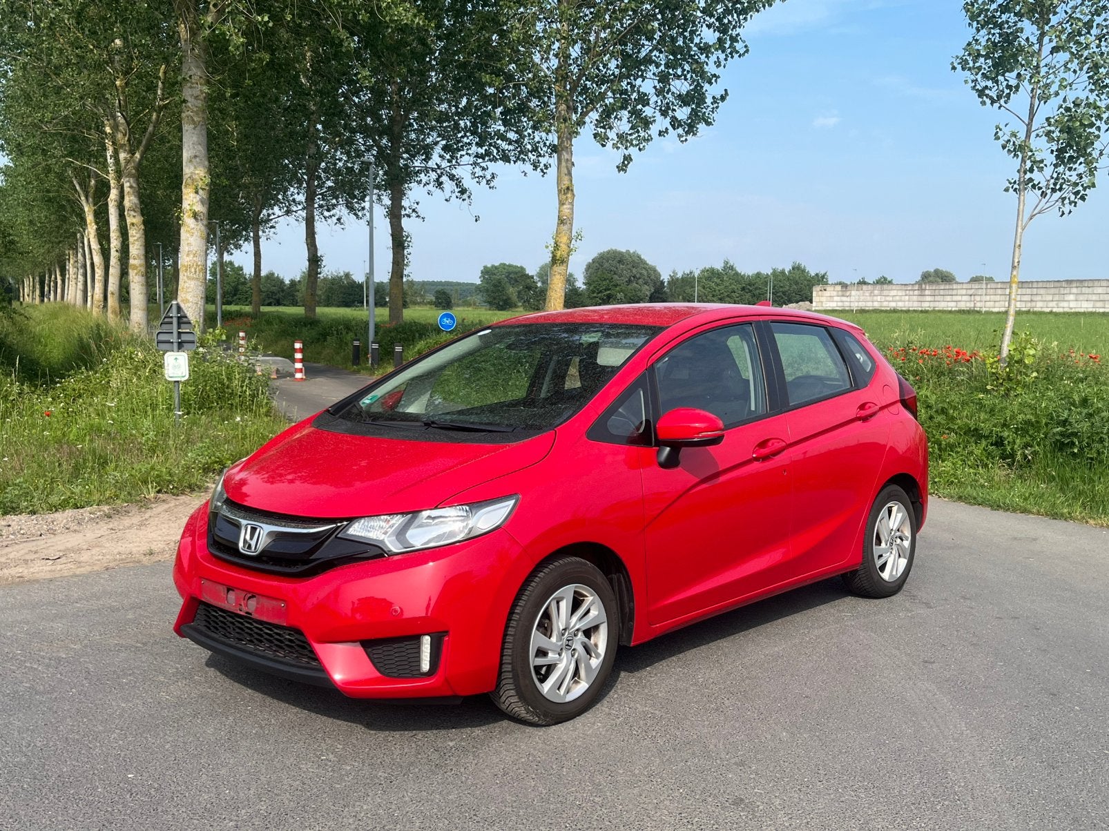 Honda Jazz 2017 benzine euro 6, Autos, Honda, Rouge, 75 kW, Achat, Entreprise