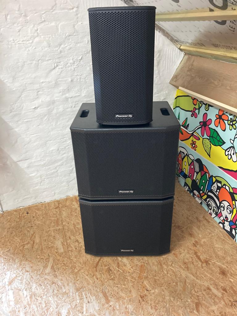 Enceinte active pioneer dj, Audio, Tv en Foto, Luidsprekerboxen, Zo goed als nieuw, Ophalen