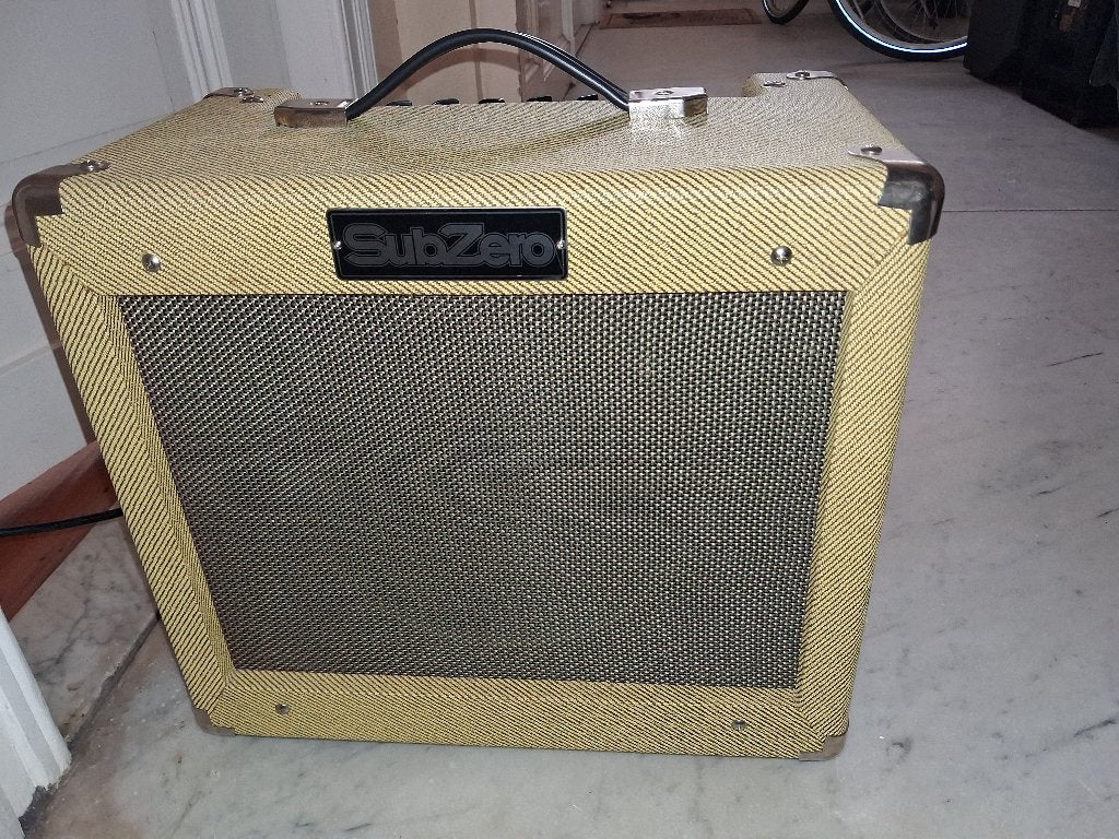 Vintage Sub Zero basversterker V35B, Muziek en Instrumenten, Ophalen, Zo goed als nieuw, Basgitaar, Minder dan 50 watt