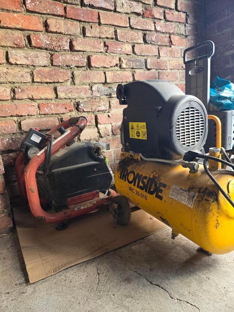 3 compresseurs, Bricolage & Construction, Compresseurs, Enlèvement