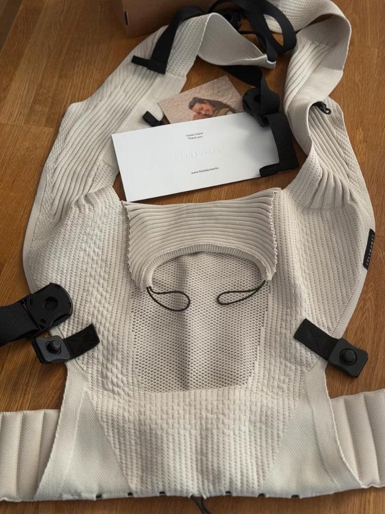 Flybaby Babydrager, Kinderen en Baby's, Babydragers en Draagdoeken, Overige merken, Ophalen of Verzenden, Zo goed als nieuw, Buik, Rug of Zij