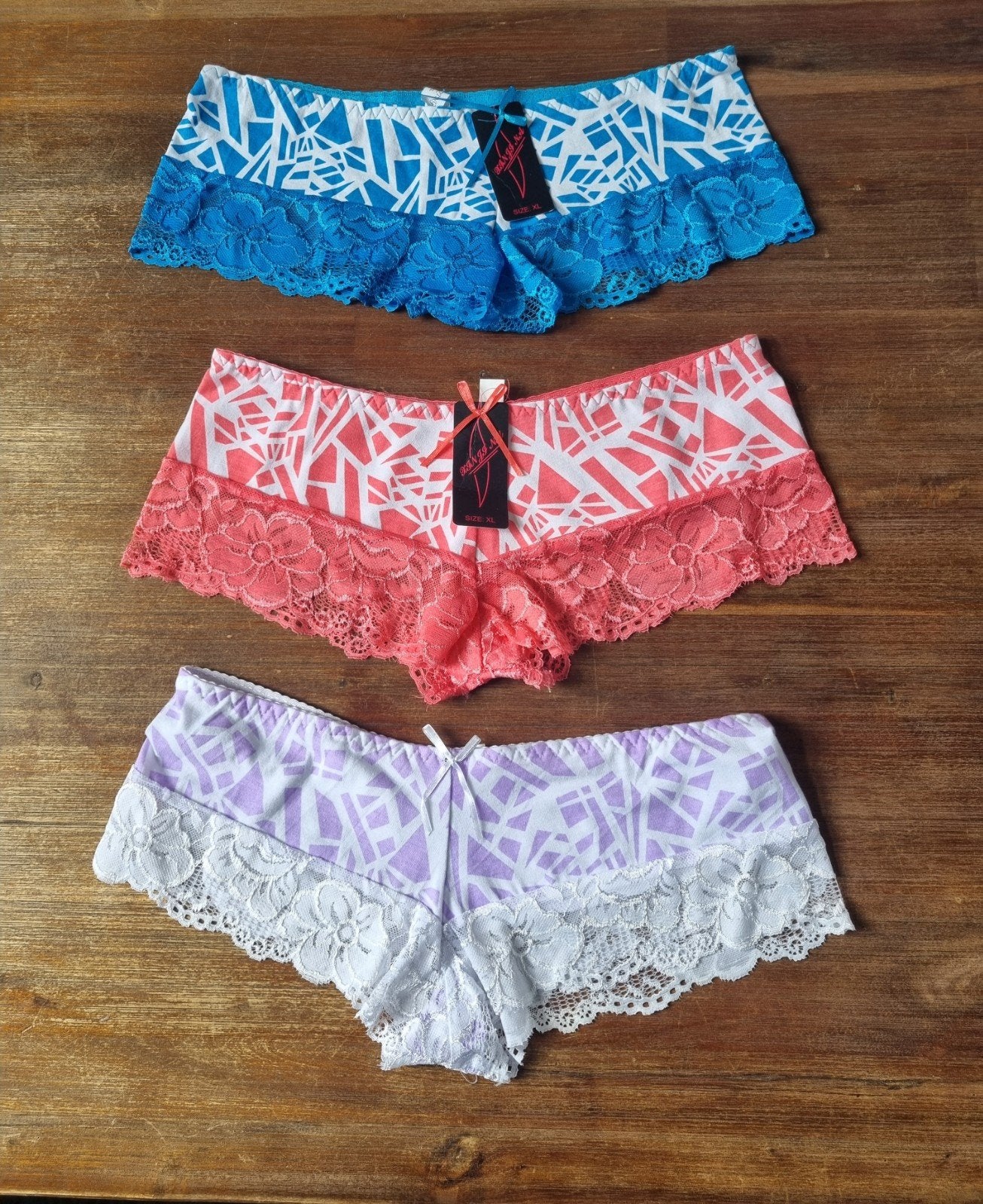 R.AOQING 3x Nieuwe Damesslips Maat XL, Kleding | Dames, Ondergoed en Lingerie, R.AOQING, Ophalen of Verzenden, Overige kleuren