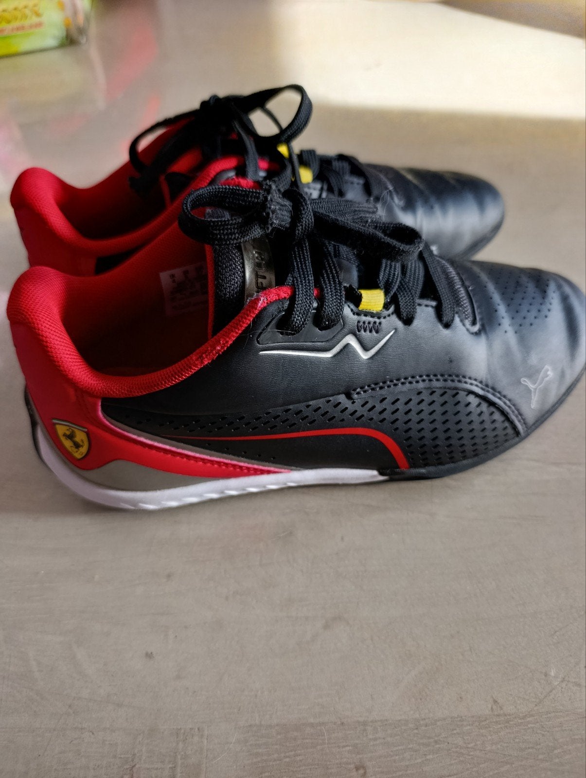 Schoenen Puma maat 37, Enfants & Bébés, Vêtements enfant | Chaussures & Chaussettes, Enlèvement, Chaussures
