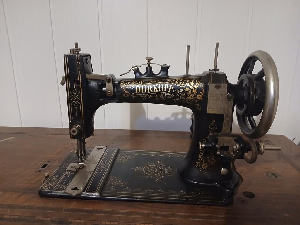 Art deco dürkopp naaimachine, Enlèvement