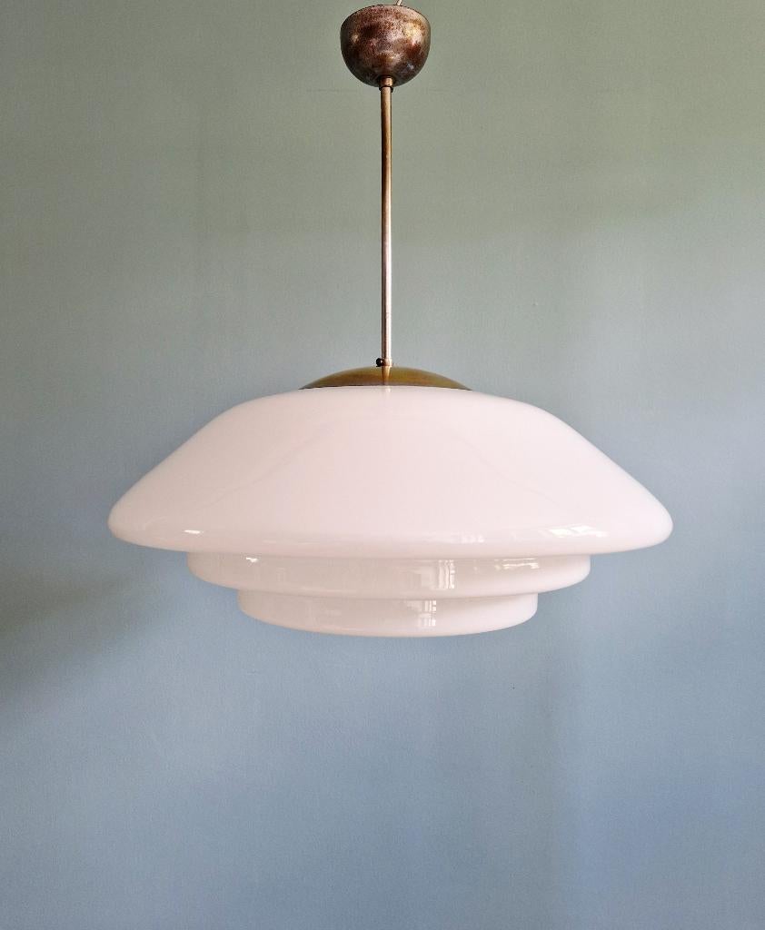 Suspension Bauhaus XXL en opaline blanche, années 1930, Enlèvement ou Envoi