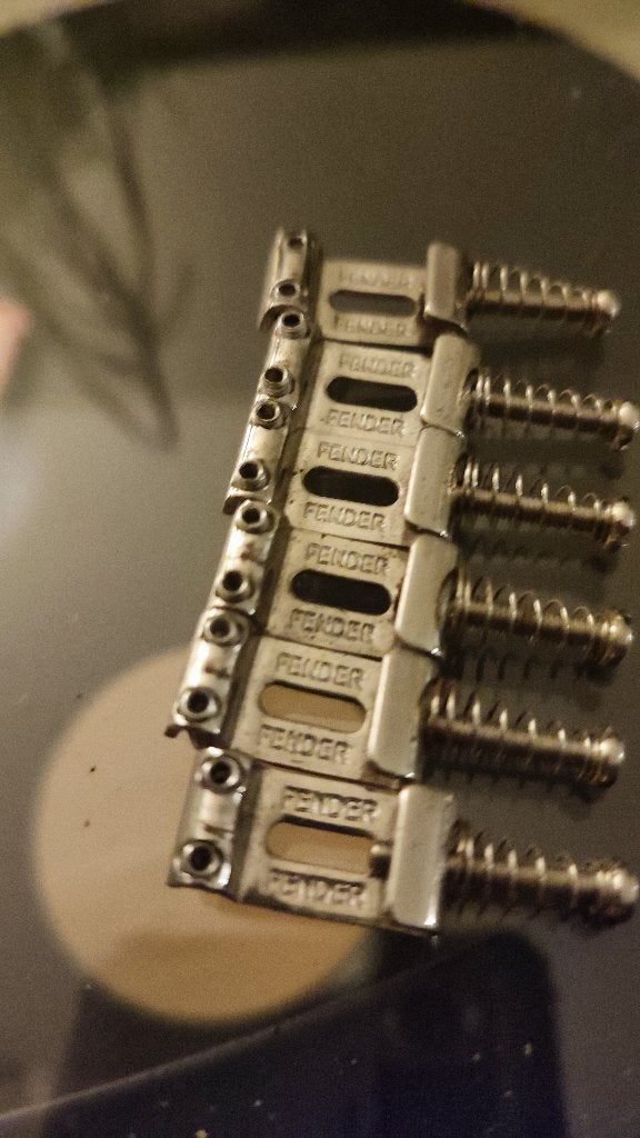 Fender Saddles, Ophalen of Verzenden, Gebruikt, Elektrische gitaar