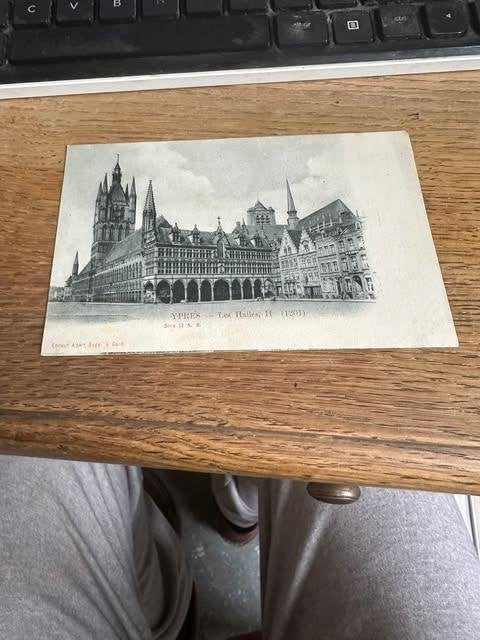 carte postale Ypres les Halles II éditeur Albert-Gand, Collections, Enlèvement ou Envoi, Non affranchie, Flandre Orientale