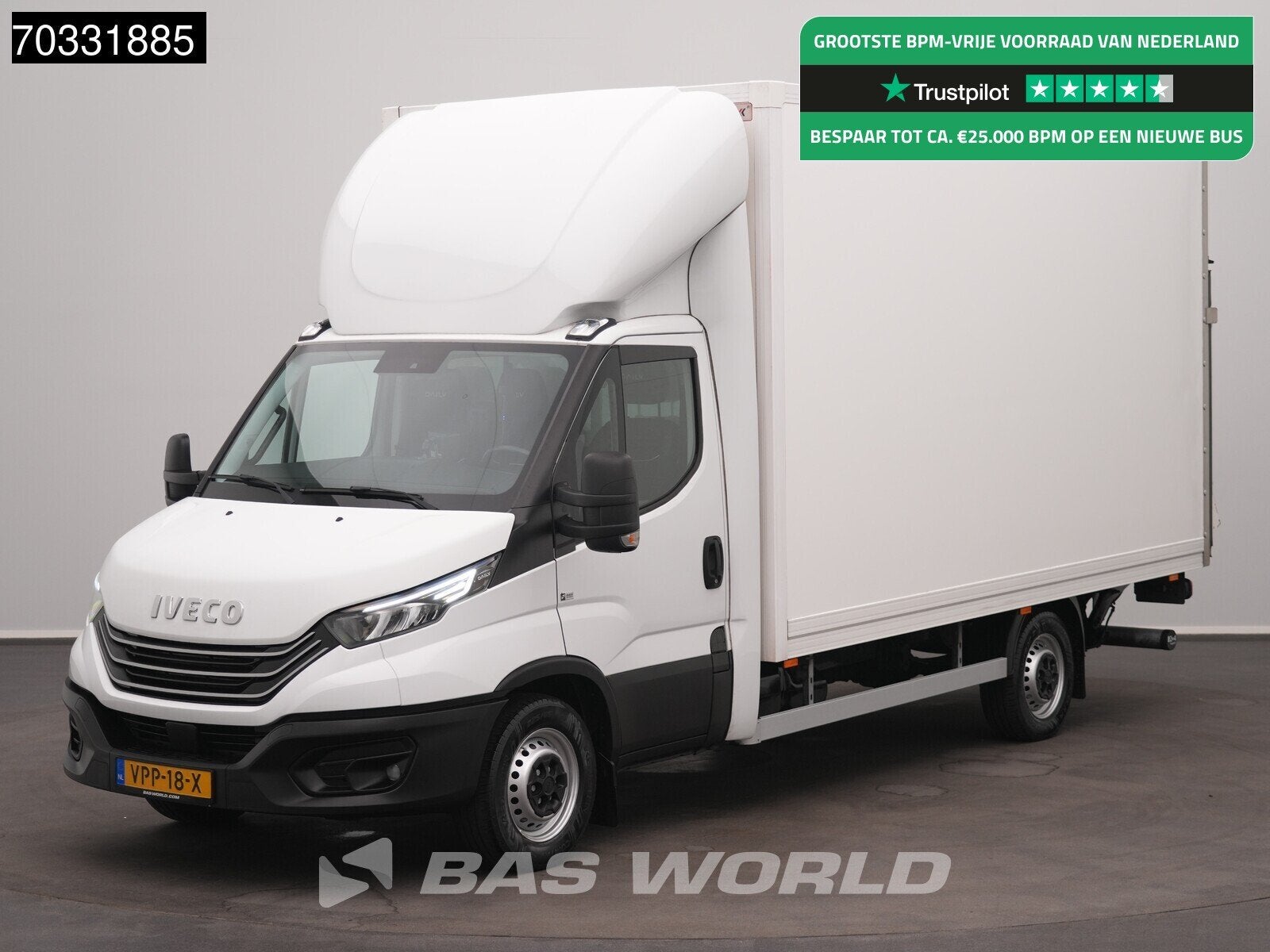 Iveco Daily 35S18 3.0L Automaat Laadklep Bakwagen LED Navi A, Auto's, Automaat, Stof, Gebruikt, Euro 6