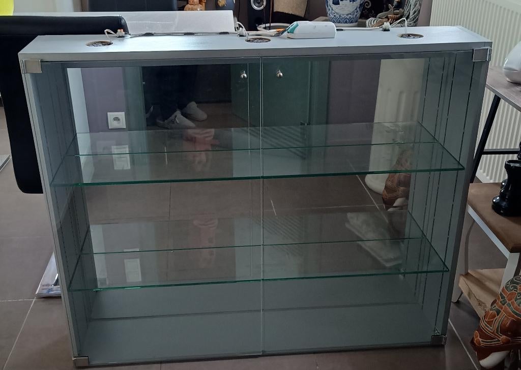 Vitrine en verre + éclairage, Enlèvement, Utilisé, Verre, Avec tablette(s)