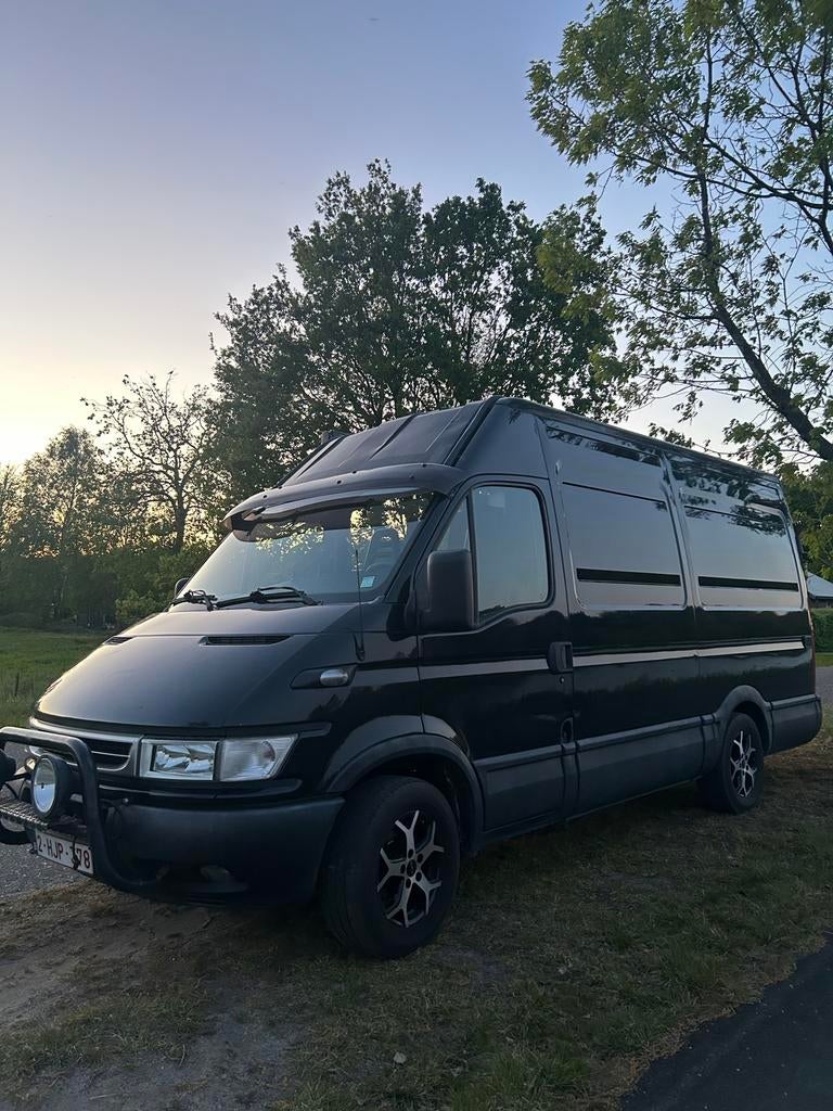 Iveco camper bus(lichte vracht), Caravans en Kamperen, Mobilhomes, Diesel, Particulier, Koelkast, Luifel