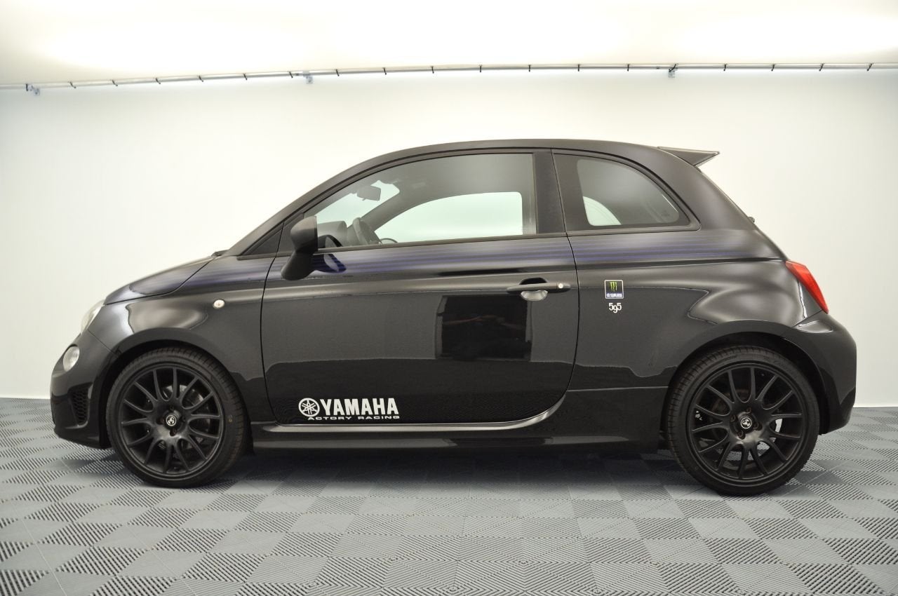 Abarth 500 * LIMITED * 595 Monster Energy Yamaha, Autos, Achat, Euro 6, Entreprise, Boîte manuelle