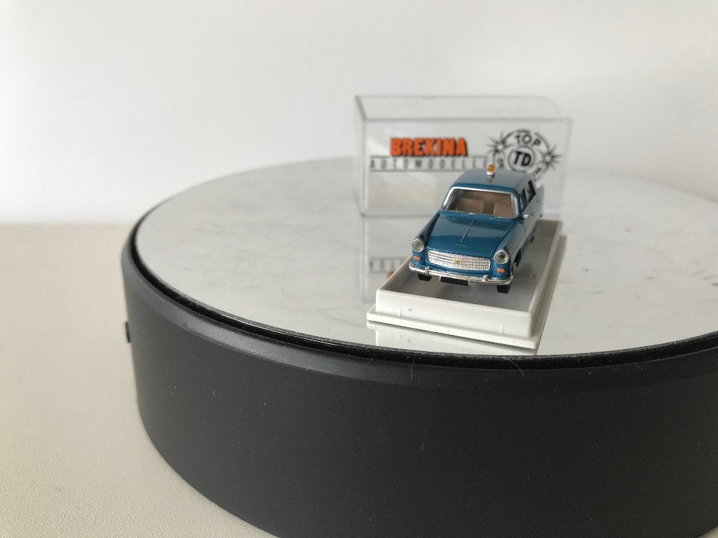GENDARMERIE FRANÇAISE - PEUGEOT 404 - BREKINA - 1:87, Hobby en Vrije tijd, Modelauto's | 1:87, Verzenden, Nieuw, Auto, Brekina