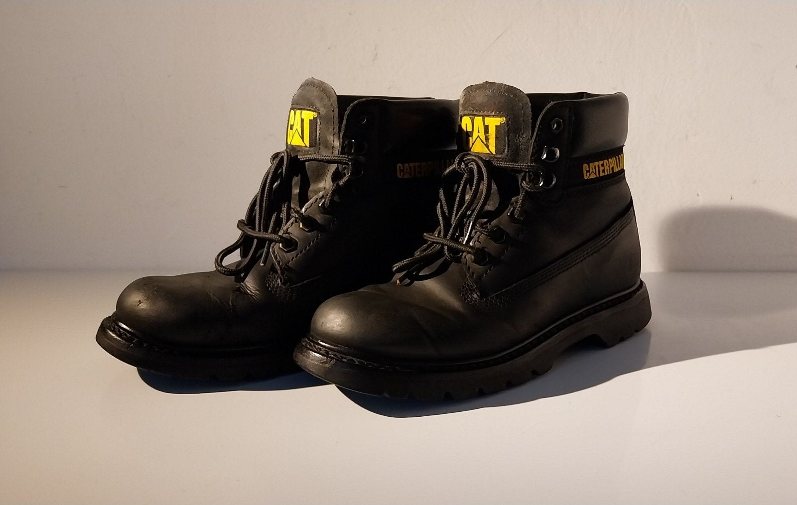 Bottes Caterpillar Colorado noires en cuir pour femme taille, CAT, Enlèvement ou Envoi, Chaussures de travail, Comme neuf