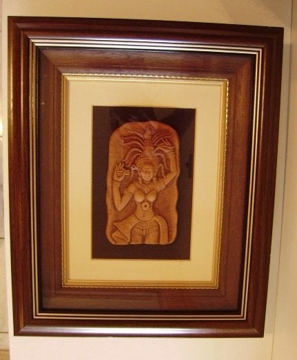 Aardewerk Thaïse voorstelling in kader door KORAT THAILAND, Antiquités & Art, Brun, Matériau naturel, Objet rituel, Enlèvement