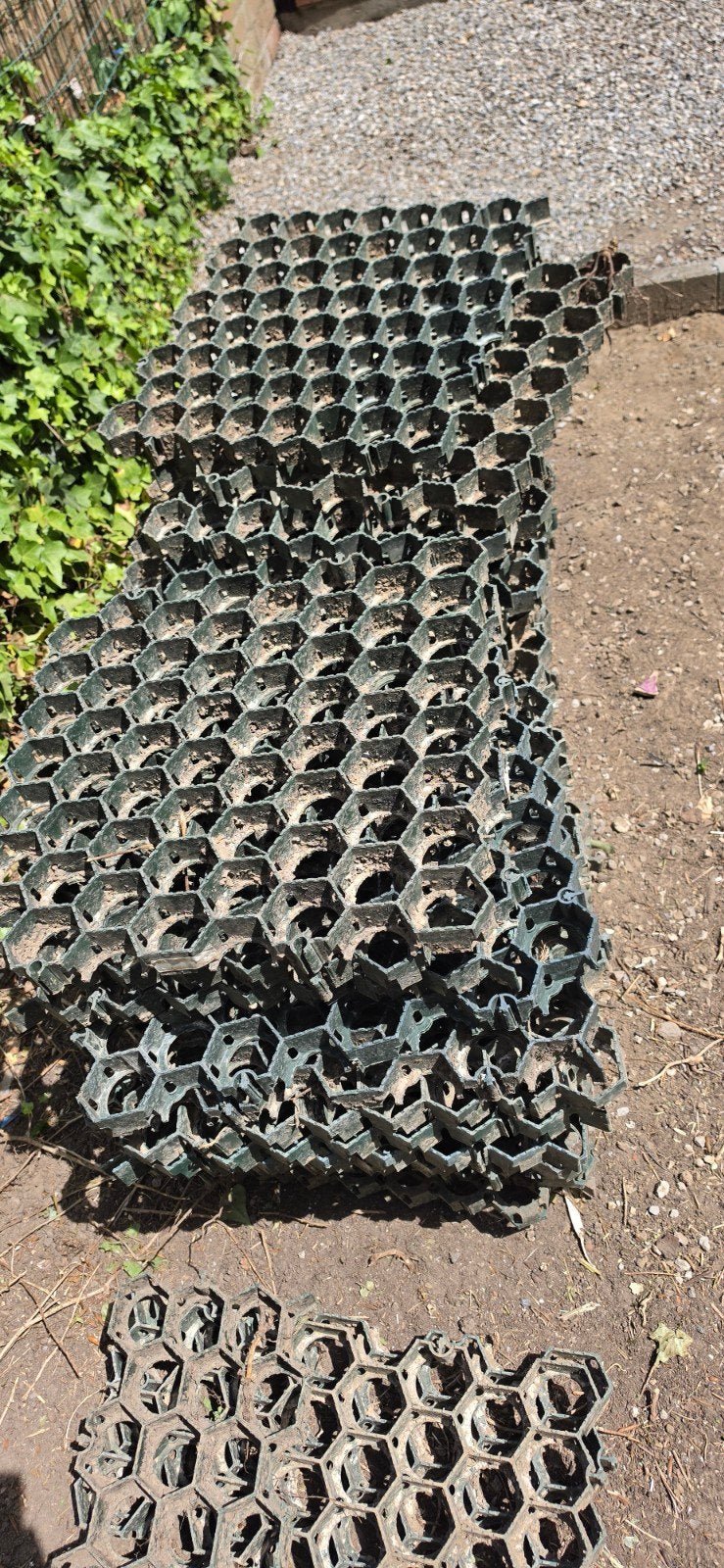 24 gebruikte kunststof grasplaten / grindplaten, Tuin en Terras, Grind, Keien en Split, Ophalen, Grind