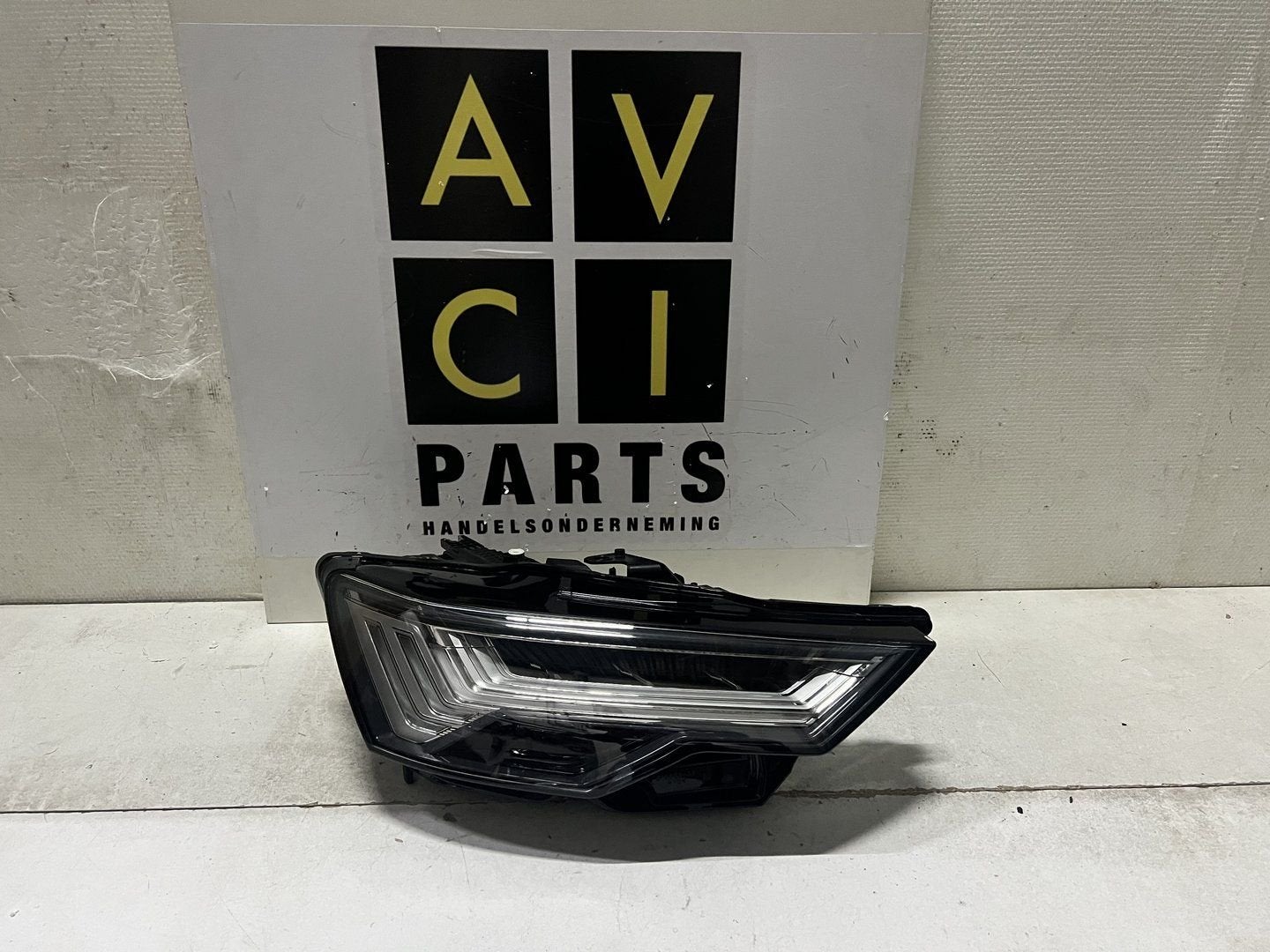 Koplamp Audi A6 C8 Matrix Rechts 4K0941036 Full led, -, Audi, Utilisé, -
