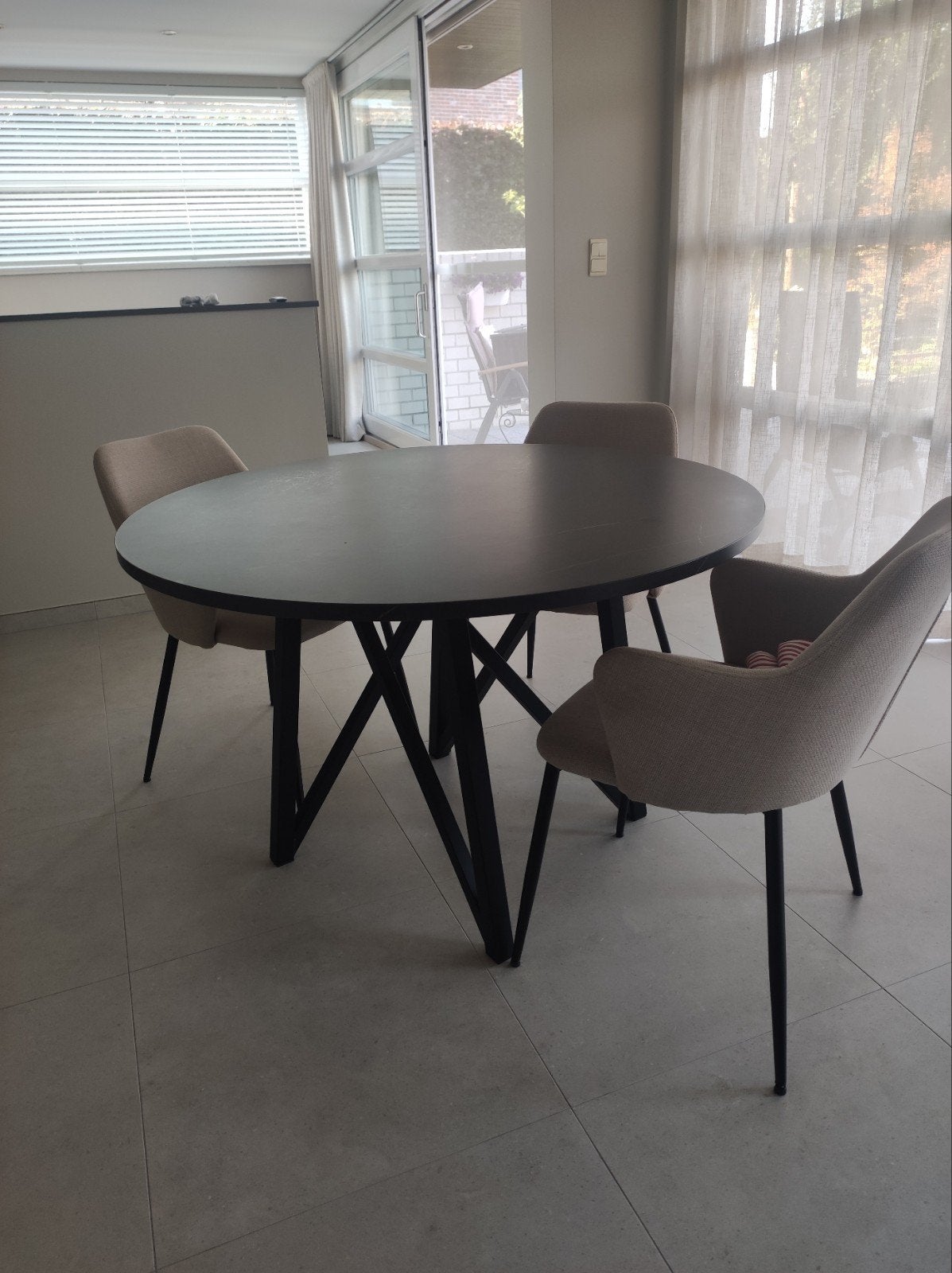Tafel, Huis en Inrichting, Tafels | Eettafels, Ophalen, Rond