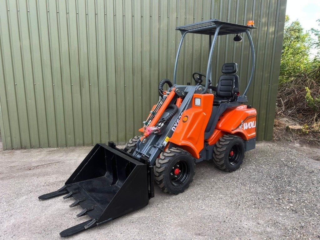 Wolf TAIAN DY 620 minishovel diesel Perkins telescoop 1100kg, Enlèvement ou Envoi, Chargeuse sur pneus ou Chouleur
