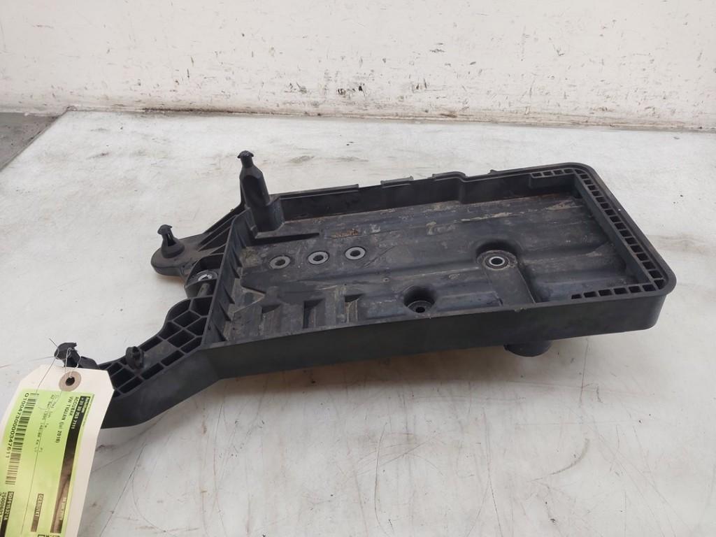 BAC A BATTERIE Volkswagen Tiguan (AD1) (01-2016/04-2024), Dhr. J. Ham, Volkswagen, Administratie@autoham.nl, Utilisé