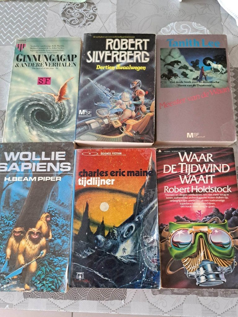 lot science fiction pockets, Boeken, Ophalen of Verzenden, Gelezen