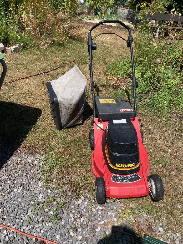 elektrische grasmachine merk Ibea, Tuin en Terras, Ophalen, Opvangbak