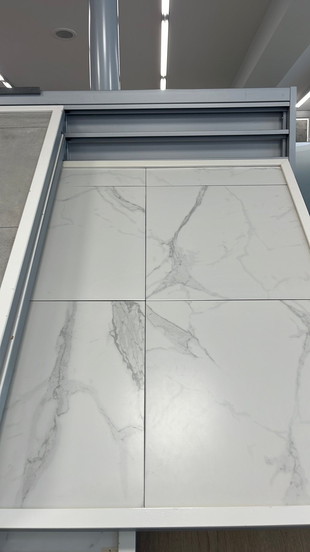 Marmerlook tegel 60x60 mat, Doe-het-zelf en Bouw, Ophalen