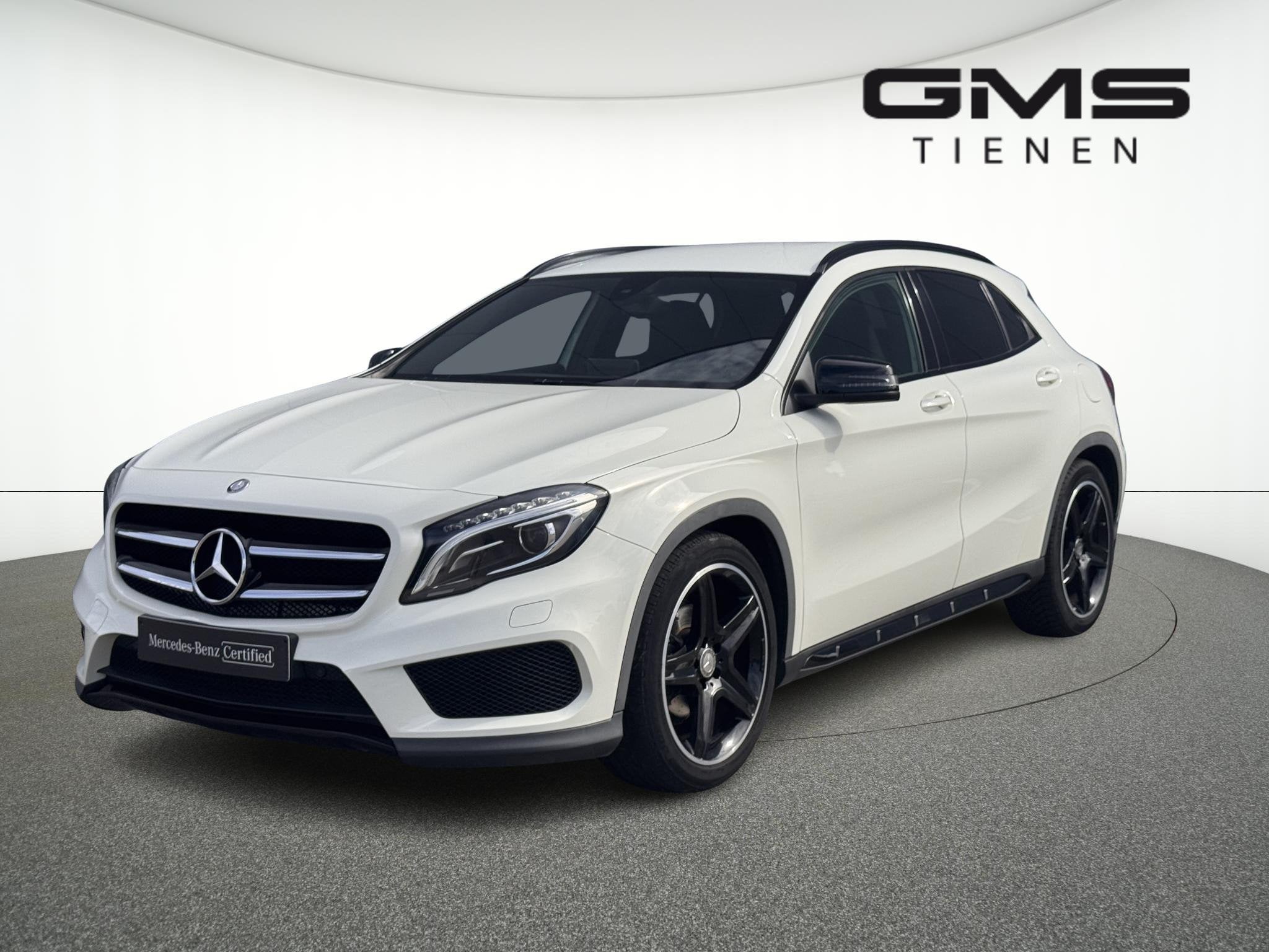 Mercedes-Benz GLA GLA 180 (automatique), Euro 6, Entreprise, Noir, 5 portes