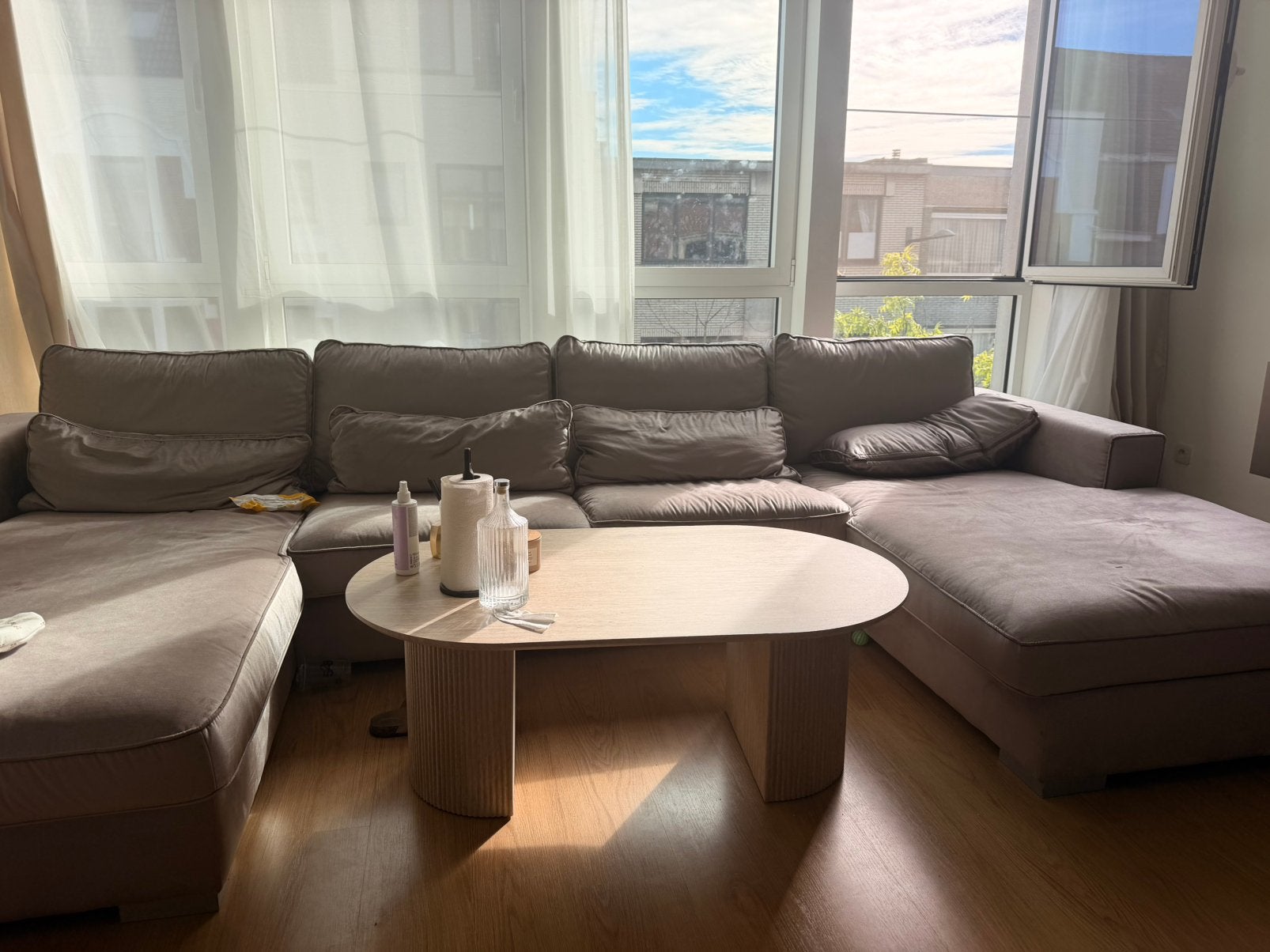 Japandi salon tafel ( travertin), Huis en Inrichting, Ophalen, Zo goed als nieuw