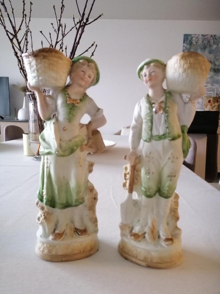 Oude biscuit beeldjes, Antiek en Kunst, Antiek | Keramiek en Aardewerk, Ophalen of Verzenden