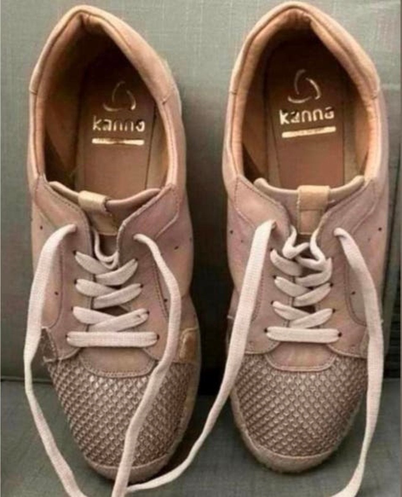 KANNA SNEAKERS ROZE ,SPAANSE GEWELDIGE SCHOENEN maat 40, Kleding | Dames, Ophalen of Verzenden, Zo goed als nieuw, Sneakers, Roze